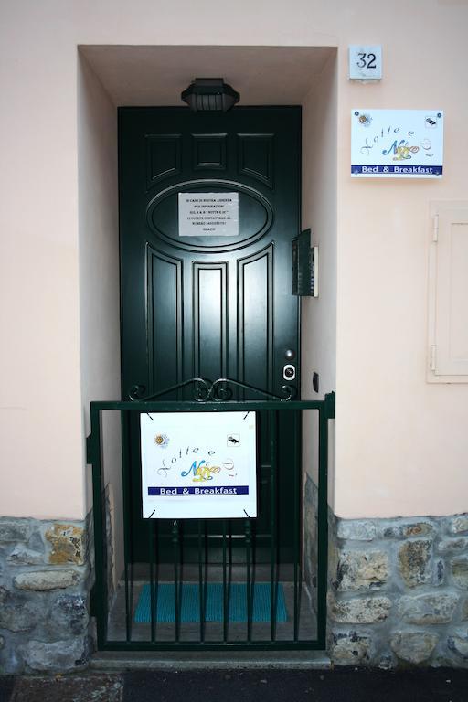 B&B Notte E Di Monasterolo del Castello Екстер'єр фото