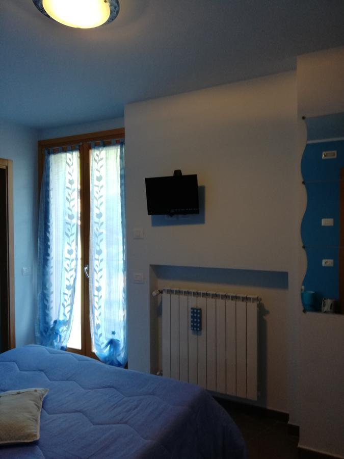 B&B Notte E Di Monasterolo del Castello Екстер'єр фото