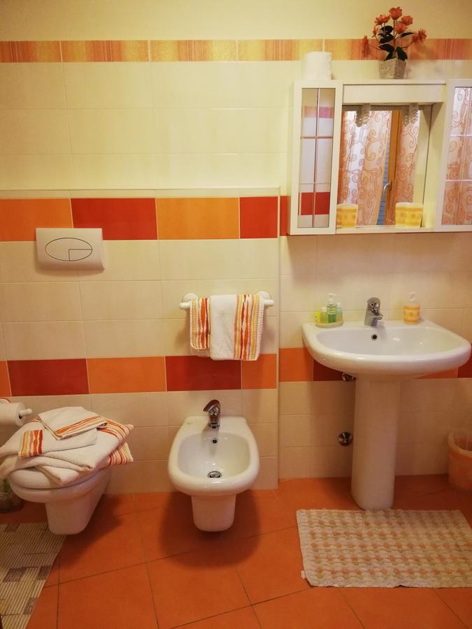 B&B Notte E Di Monasterolo del Castello Екстер'єр фото