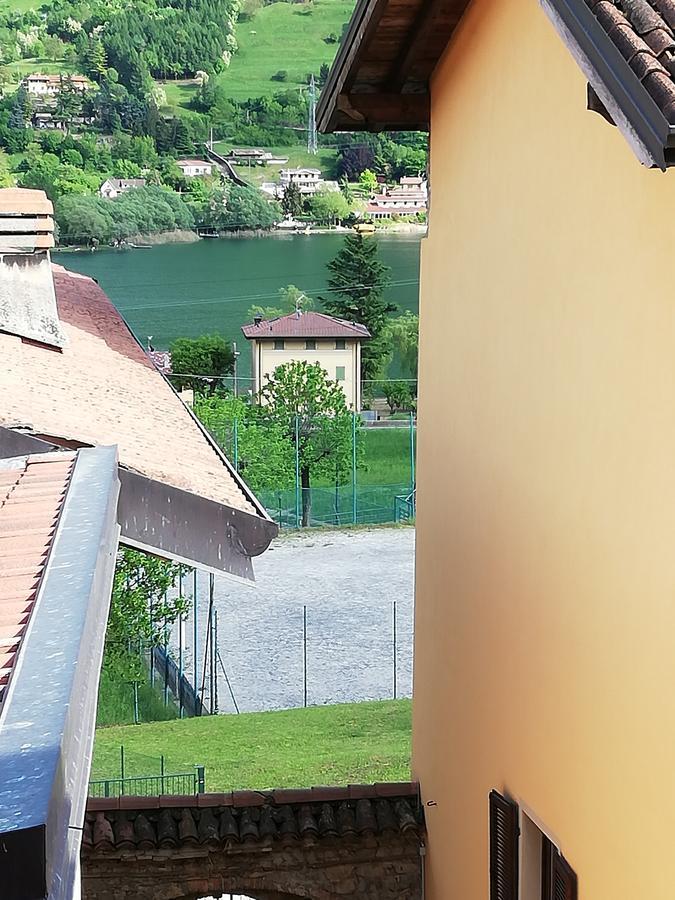 B&B Notte E Di Monasterolo del Castello Екстер'єр фото